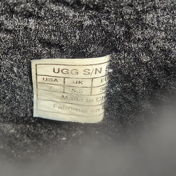 UGG Womens Tall Boots sz 7 - Picture 8 of 11